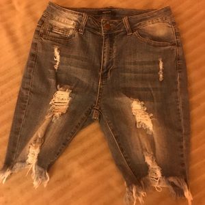 Denim Jean short (perfect for vacation wardrobe)